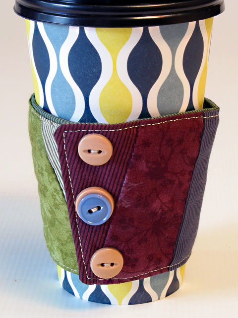 Coffee Cozy - Pink Buttons - Click Image to Close