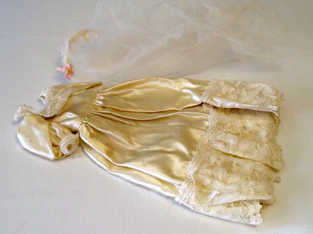 Barbie Wedding Dress - Click Image to Close
