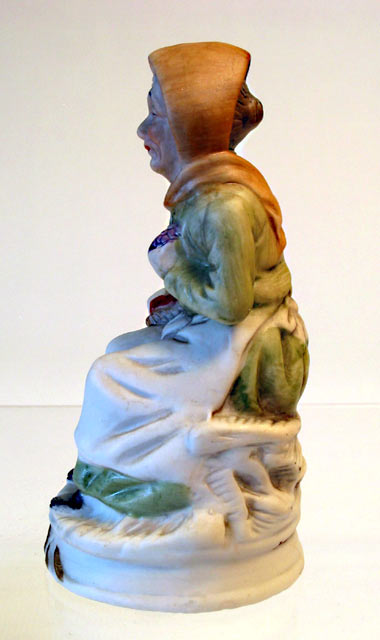 Seated Lady Porcelain Figurine - Click Image to Close
